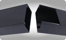 Black Maxi Trunking